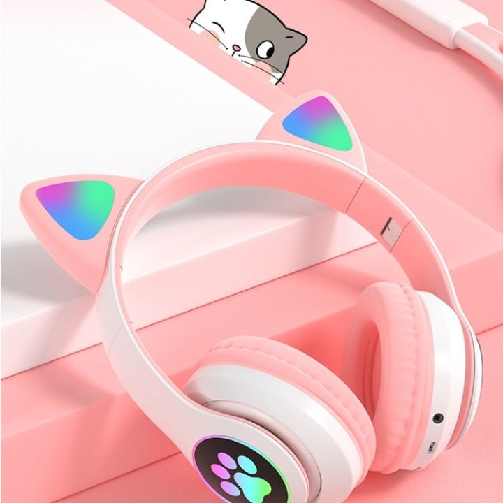 LED Flash Cute Cat Ears Wireless Headphone With Microphone (P-891)